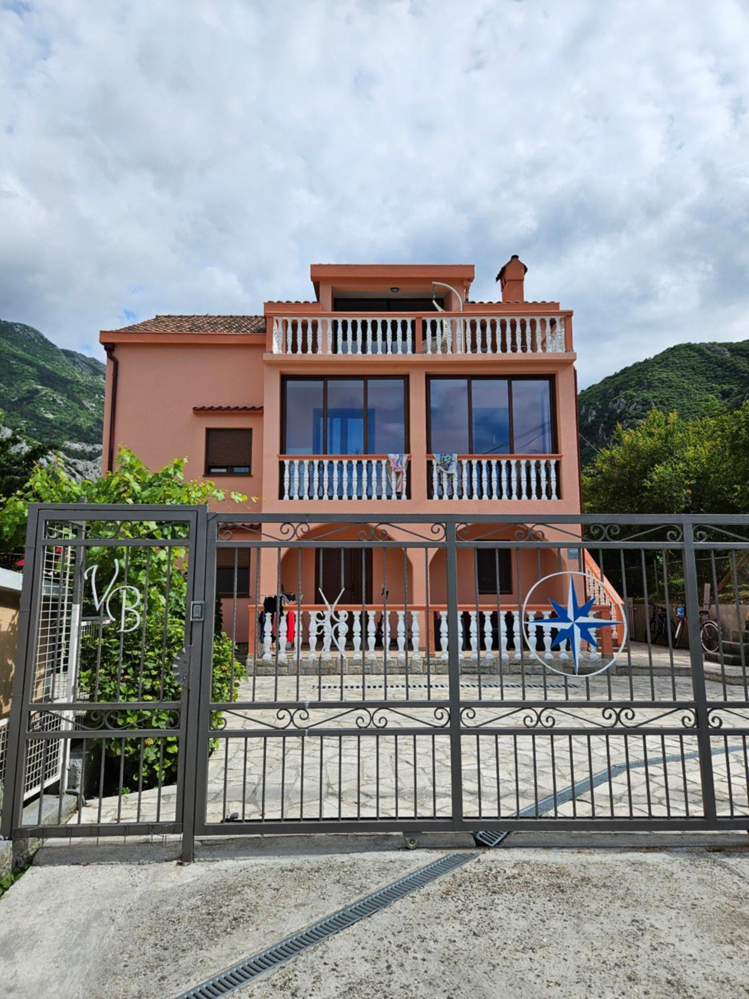 Apartment Vento Di Bocche III Kotor Exterior foto